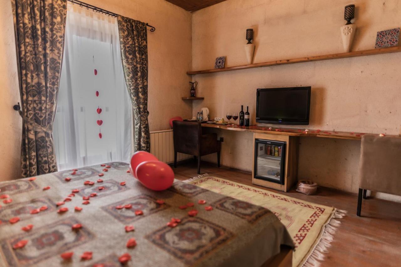 אוצ'יסר La Casa Cave Hotel מראה חיצוני תמונה