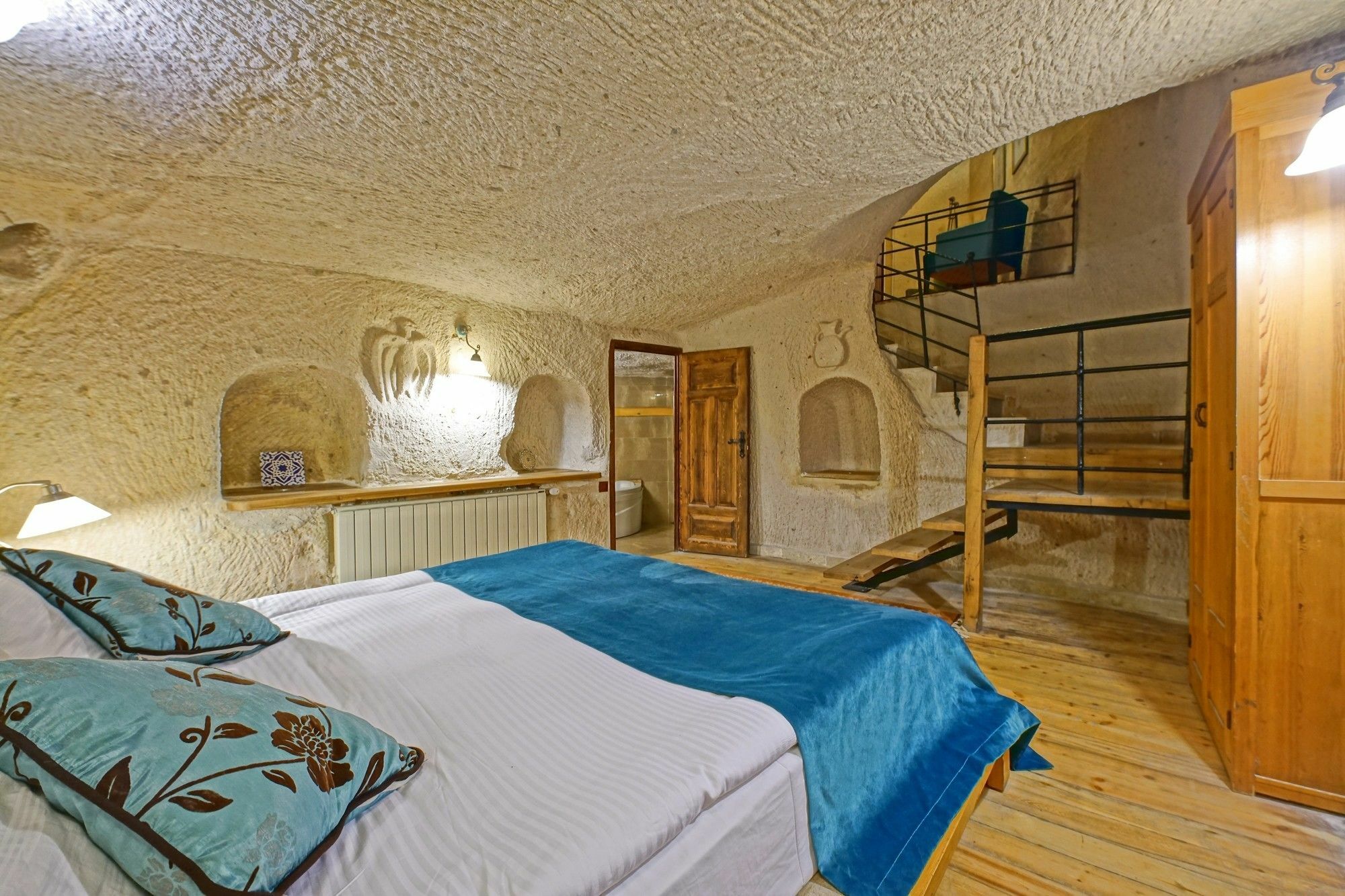 אוצ'יסר La Casa Cave Hotel מראה חיצוני תמונה