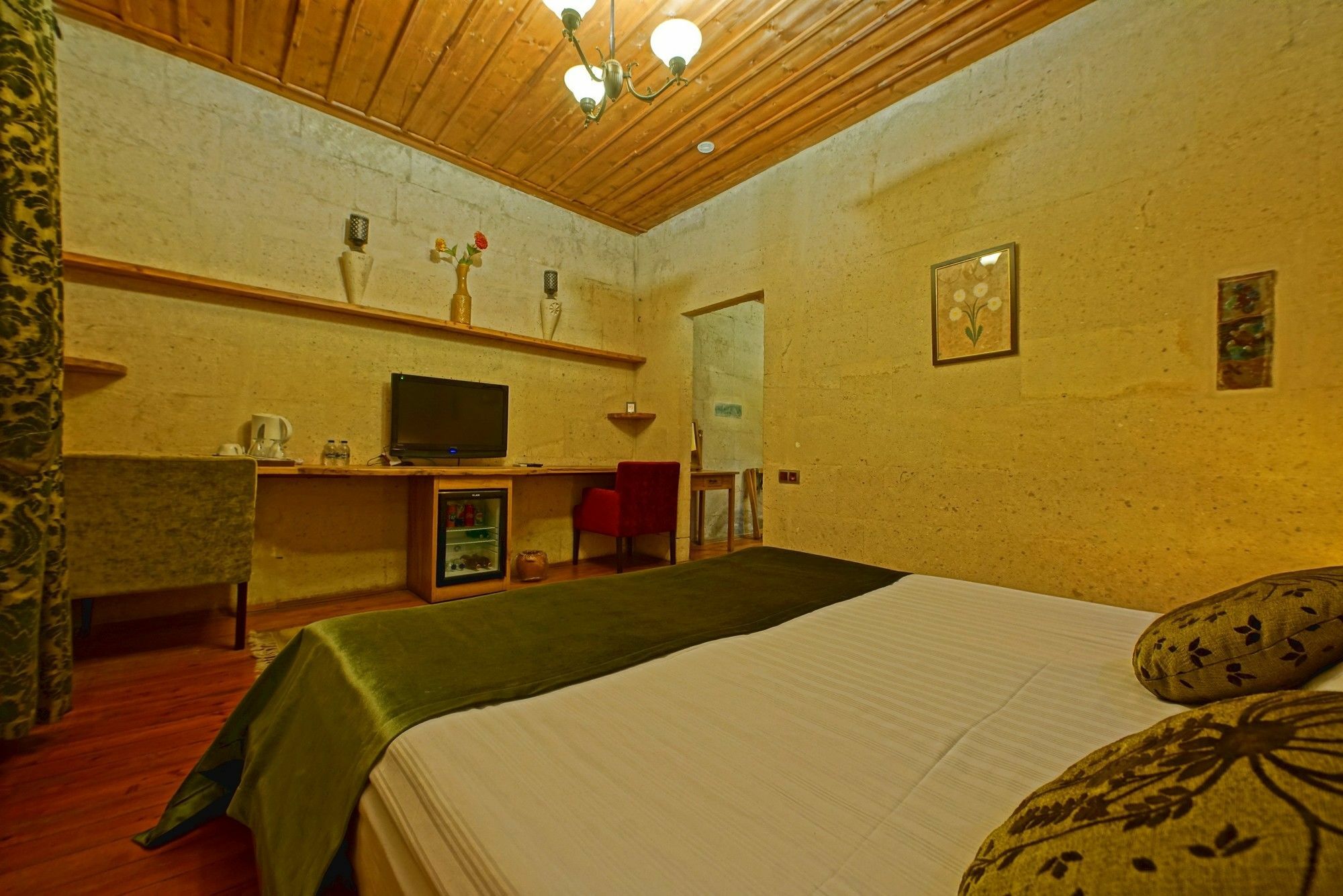 אוצ'יסר La Casa Cave Hotel מראה חיצוני תמונה