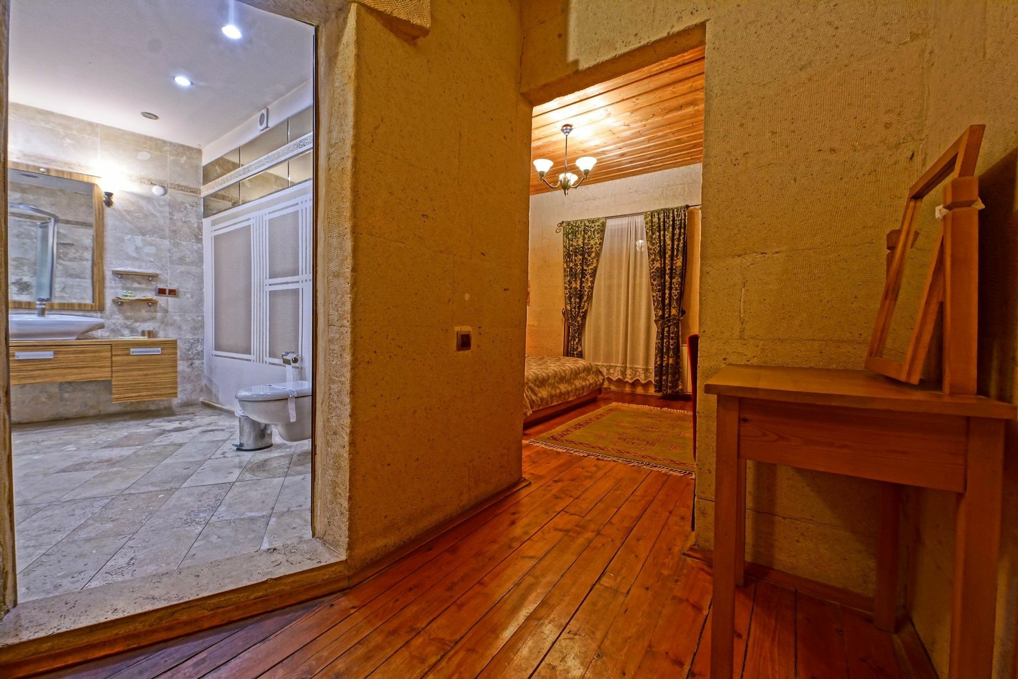 אוצ'יסר La Casa Cave Hotel מראה חיצוני תמונה